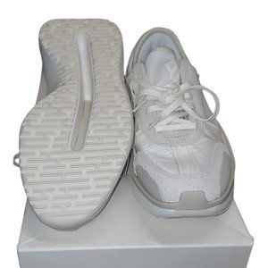 Adidas Y-3  Unisex  AJATU RUN SNEAKERS CORE WHITE IN OFF WHITE